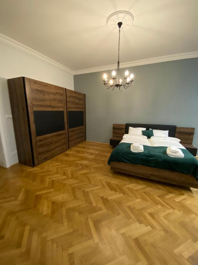 Dunin Majestic Residence 4 Краков Экстерьер фото