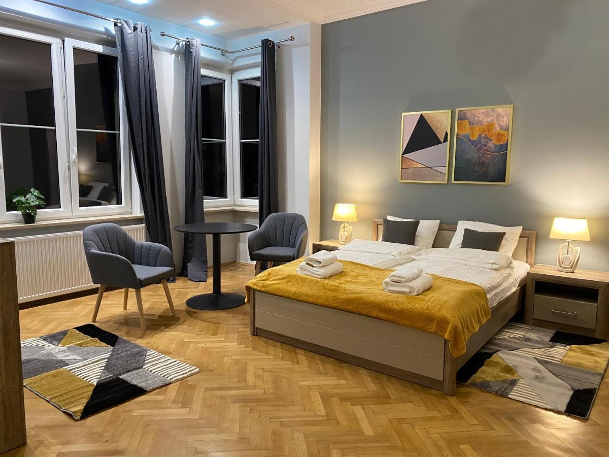 Dunin Majestic Residence 4 Краков Экстерьер фото