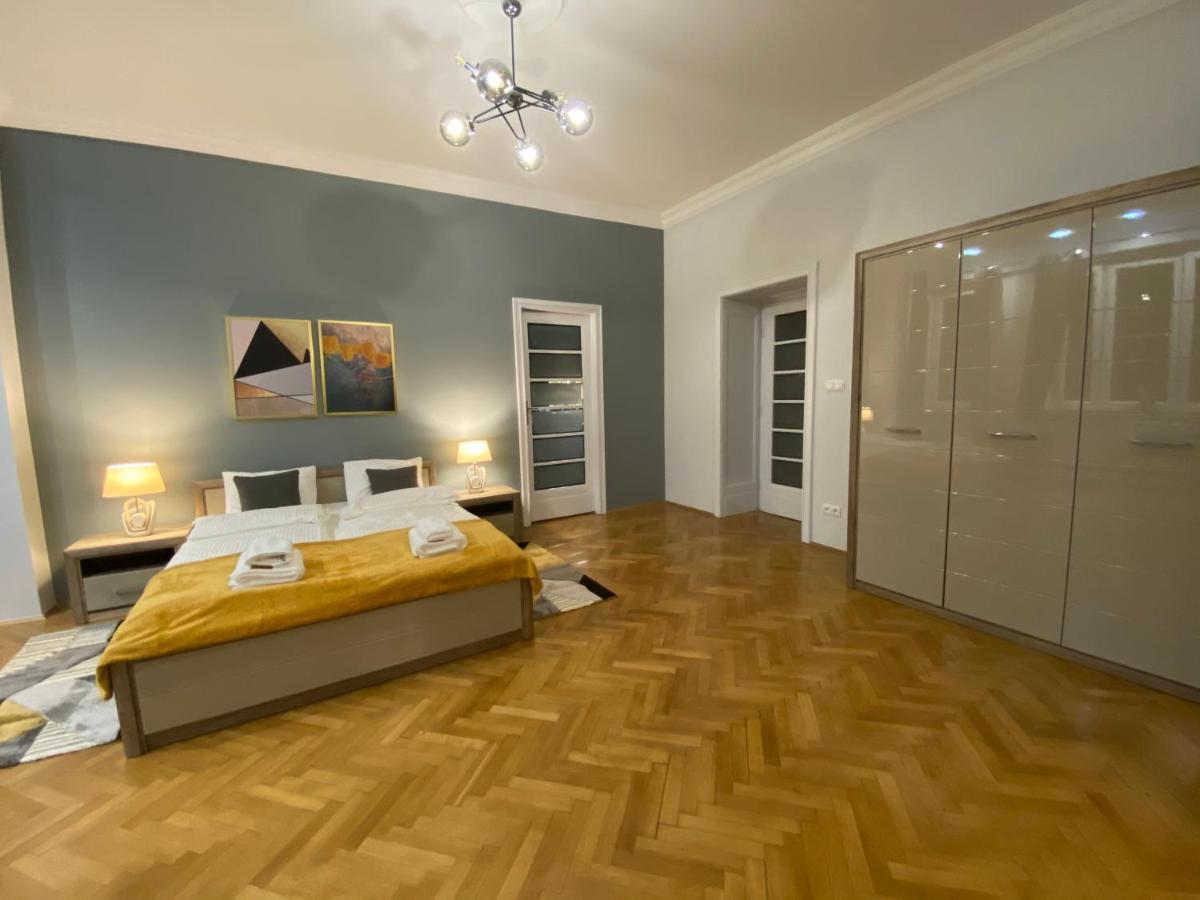 Dunin Majestic Residence 4 Краков Экстерьер фото